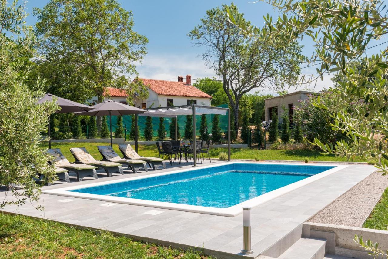 Apartment House Olive Grove With Pool And Garden