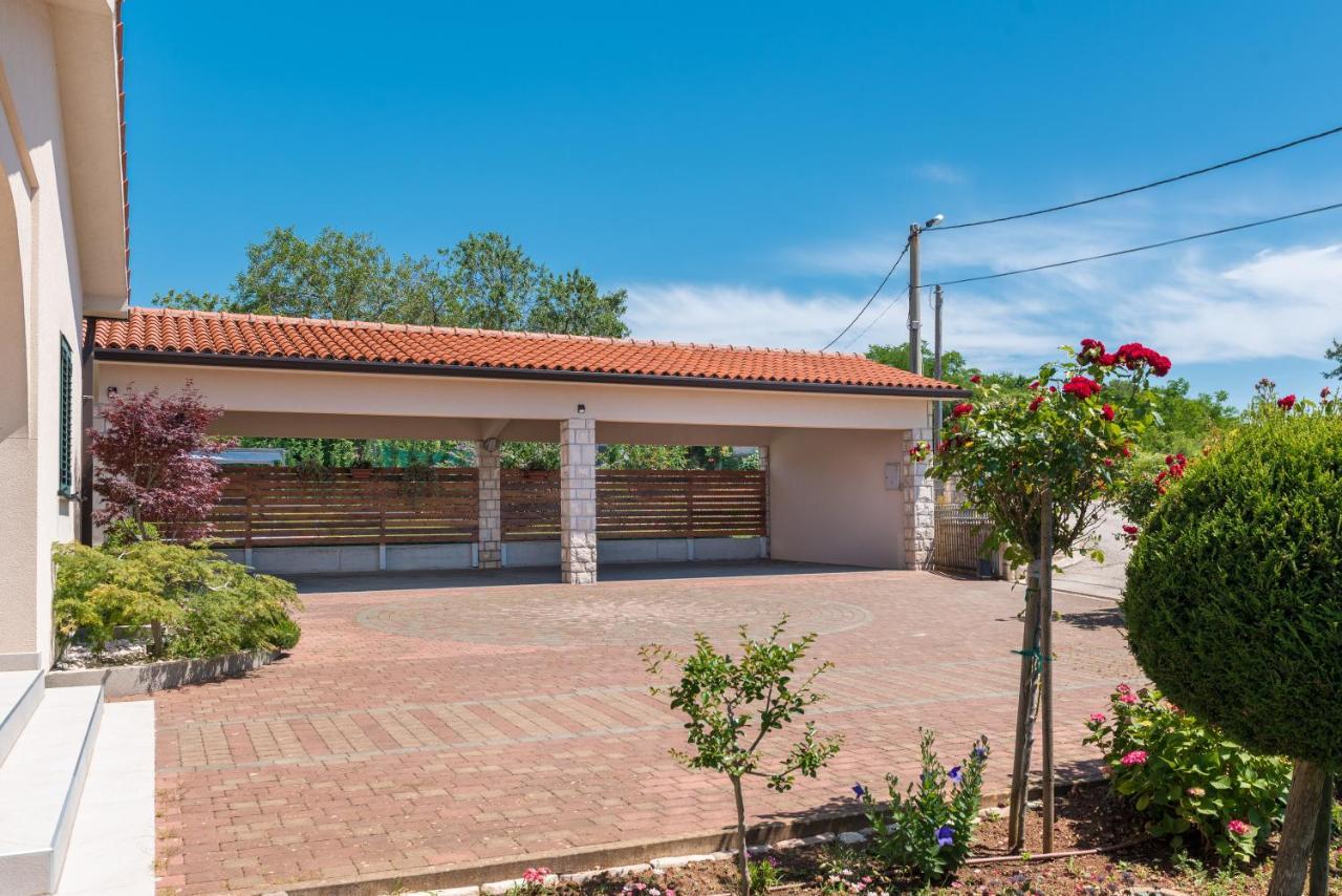 Apartment House Olive Grove With Pool And Garden Labin (Istria)