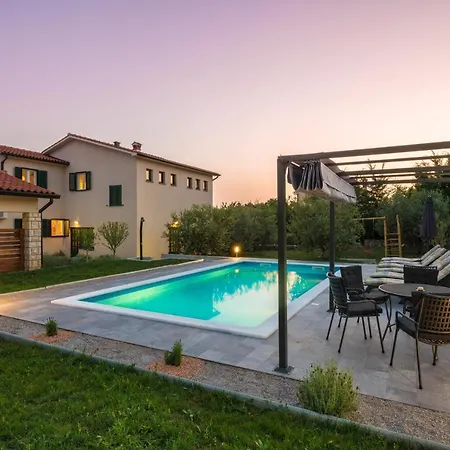 Holiday House Olive Grove With Pool And Garden Labin  Exteriér fotografie