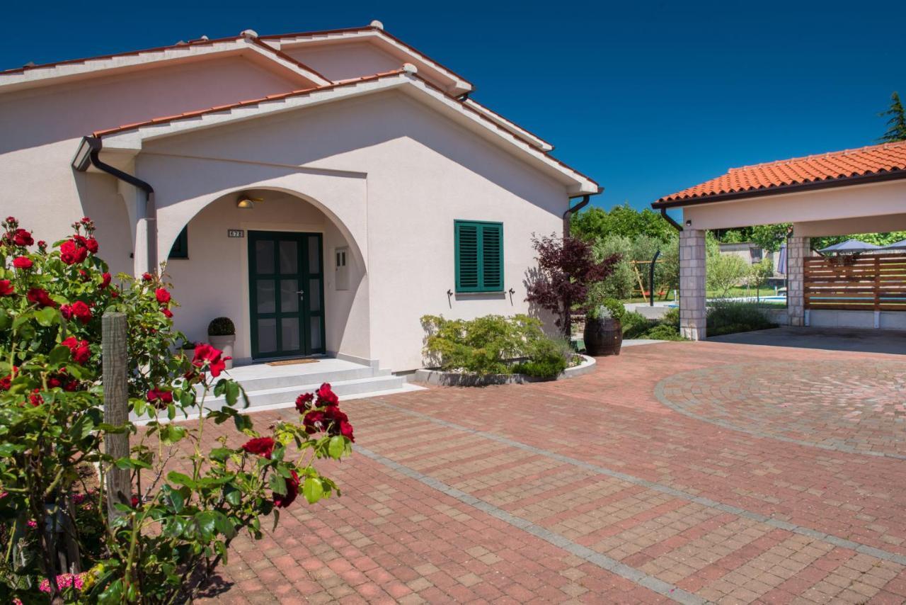House Olive Grove With Pool And Garden Appartement